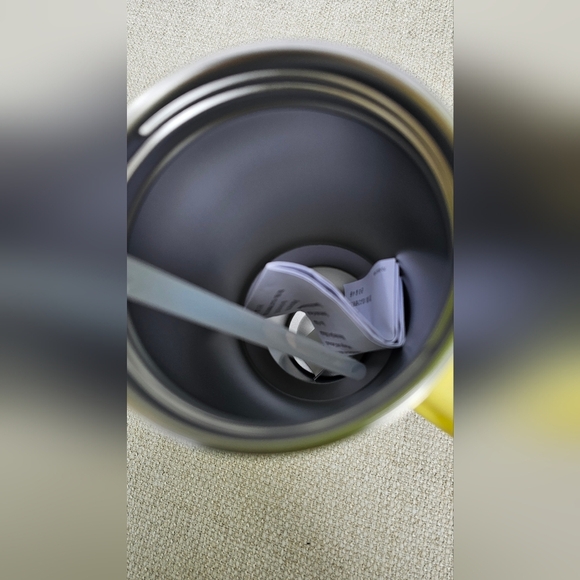 Brand New Stanley Quencher H20 Tumbler Mug Cup Yellow Large Size - Picture 8 of 9